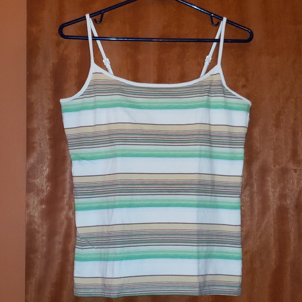🆕️w/o tags Perfect Fit Cami